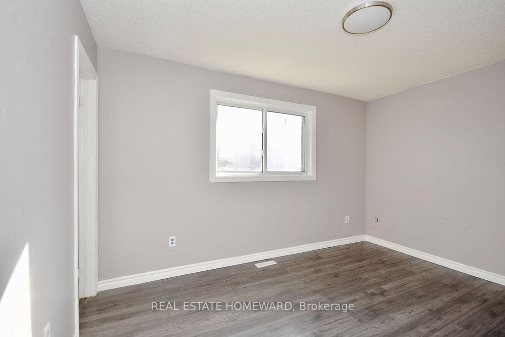 145 Ruffet Drive Unit Main photo 22