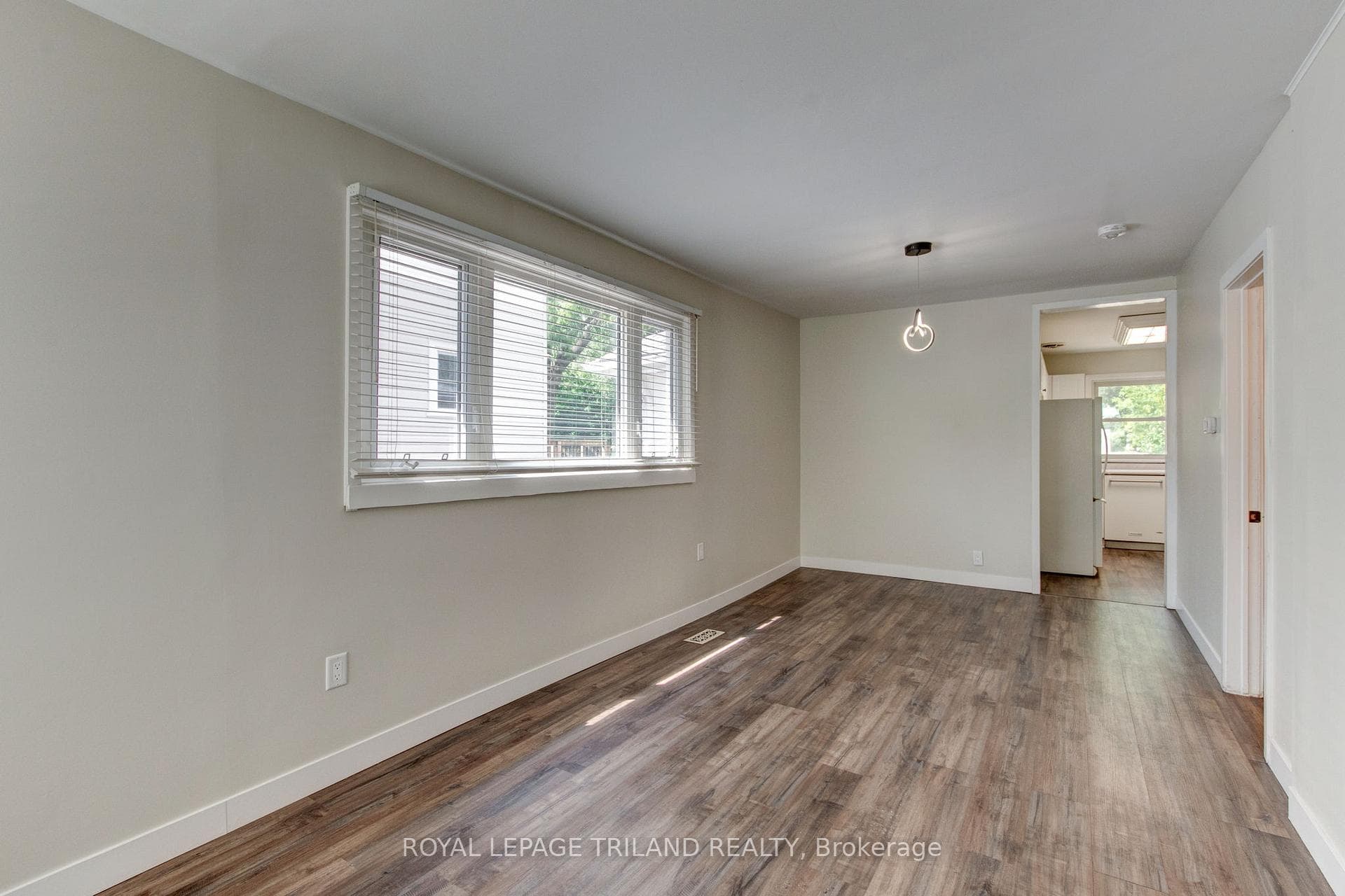 210 Emery Street photo 6