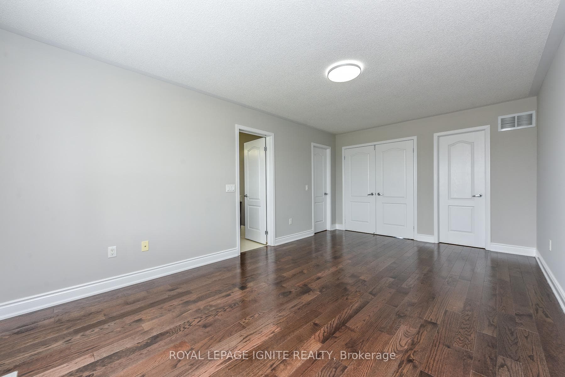 52 Harpreet Circle photo 37