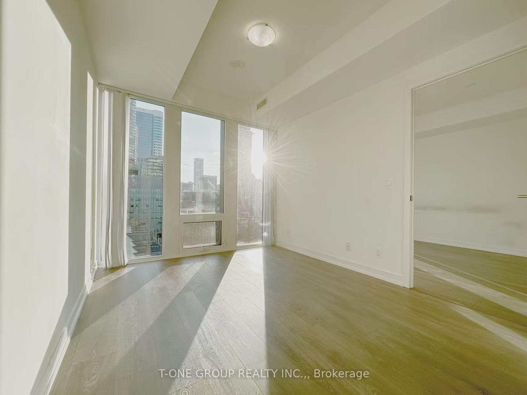 60 Shuter Street Unit 1108 photo 12