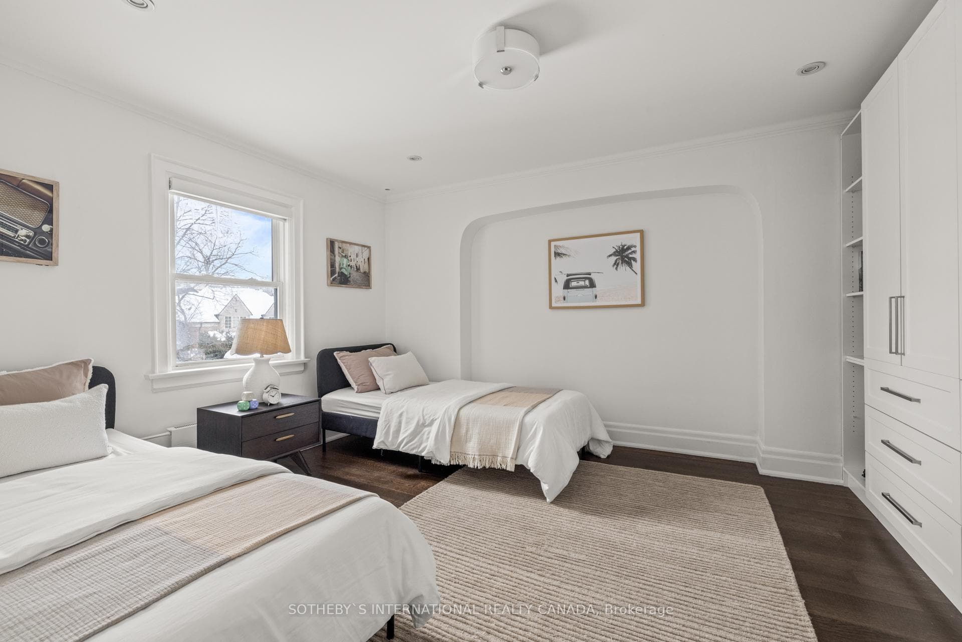 208 Hillhurst Boulevard photo 42