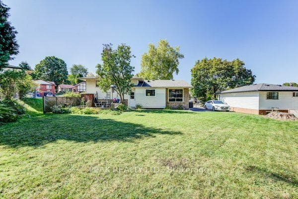 659 Gladstone Drive photo 9