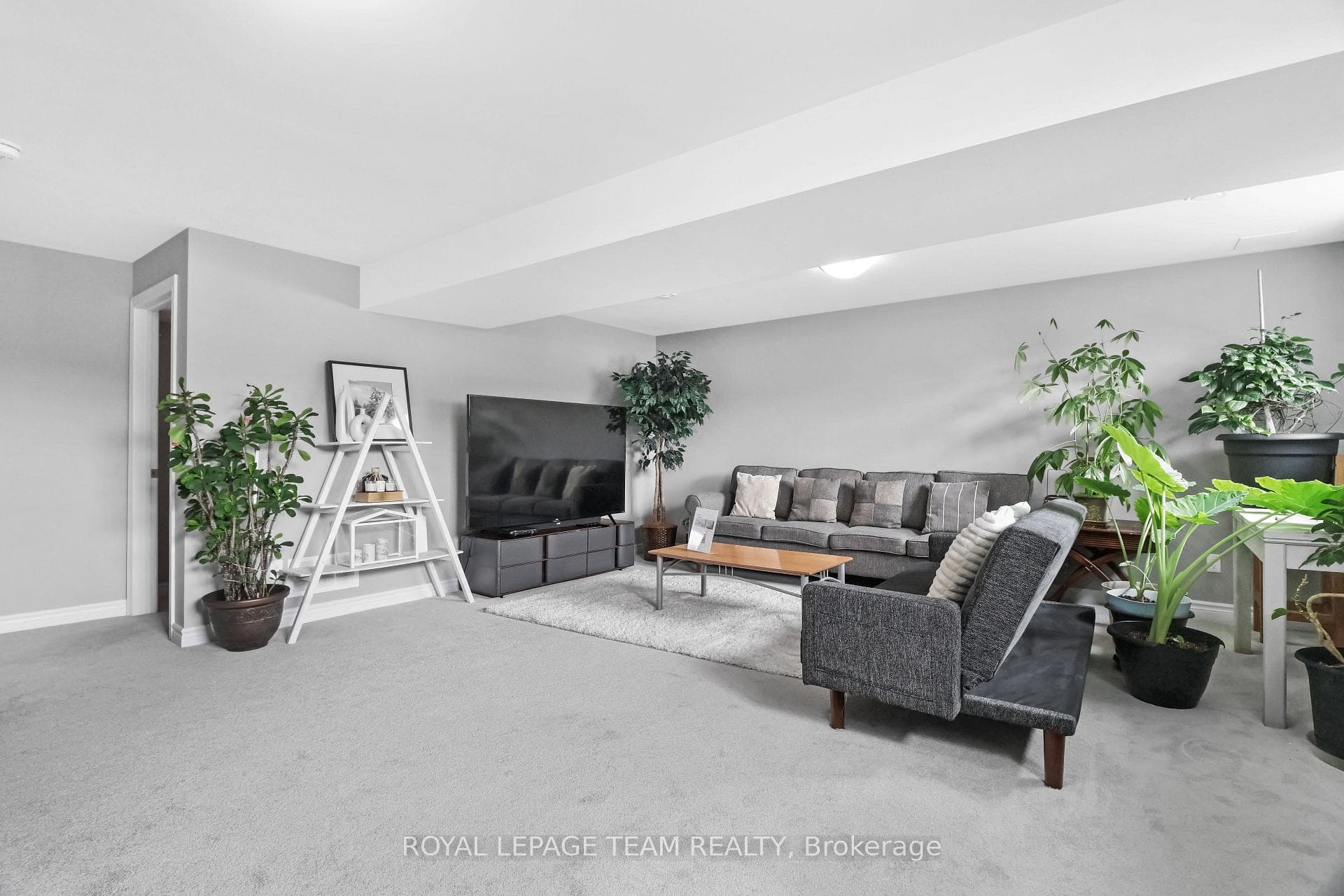 20 Seabert Drive photo 31