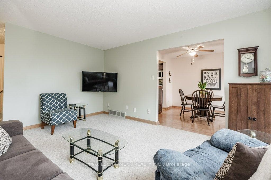 74 St. Andrews Drive photo 16