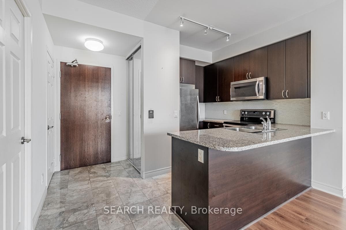 339 Rathburn Road Unit 1509 photo 15