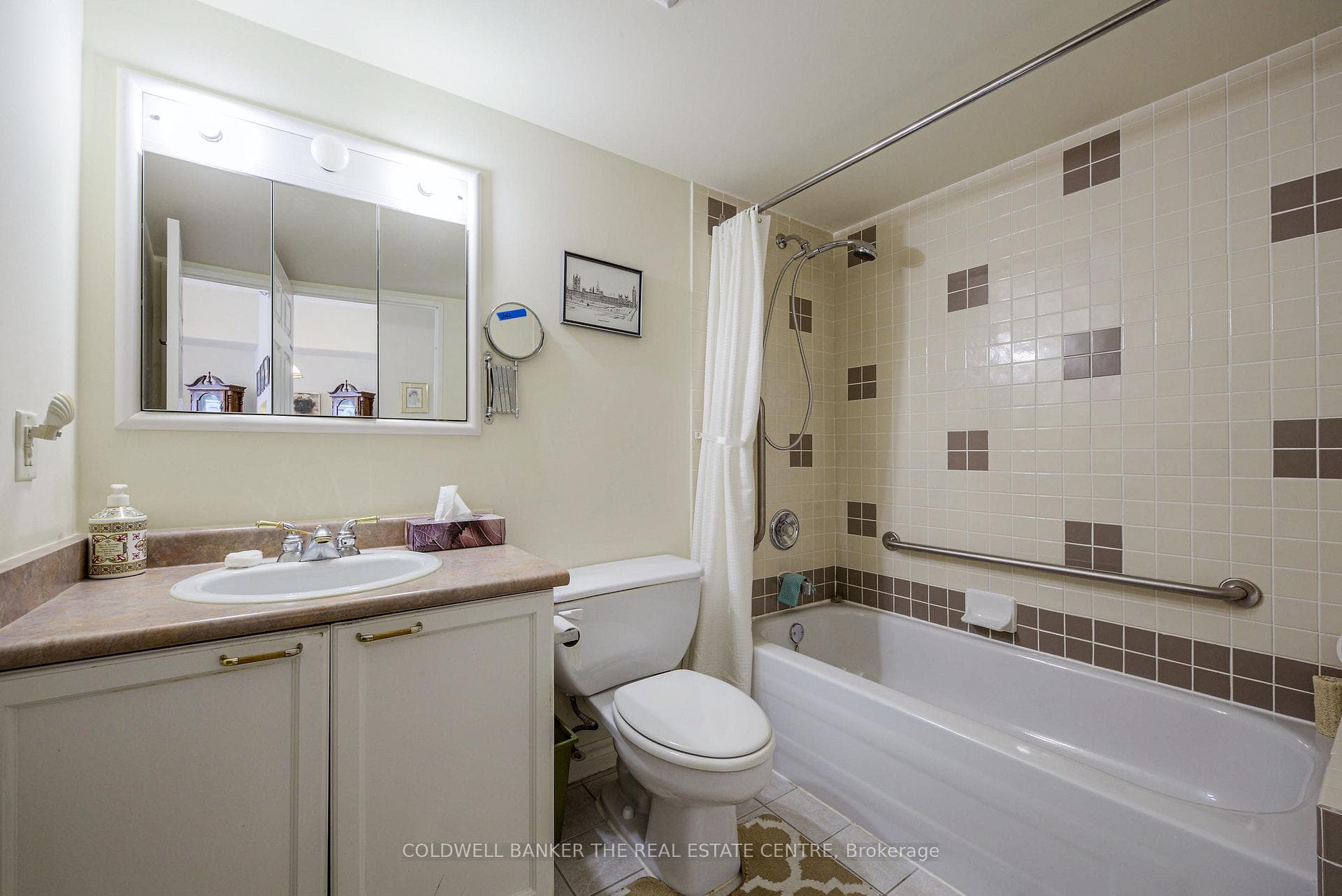 115 Bonis Avenue Unit 620 photo 16