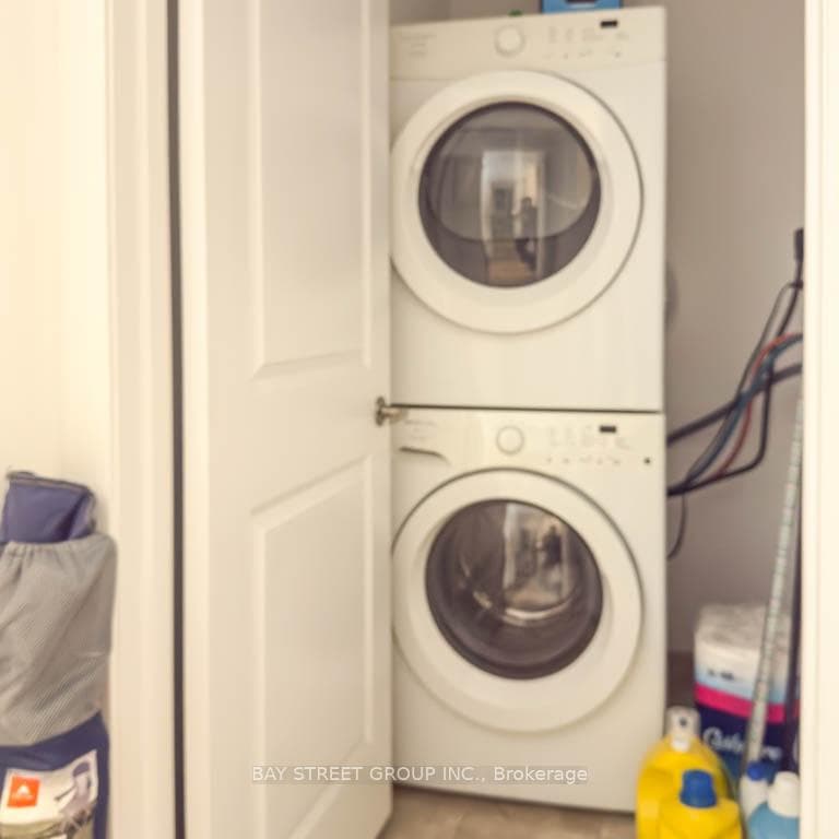 5010 Corporate Drive Unit 330 photo 9