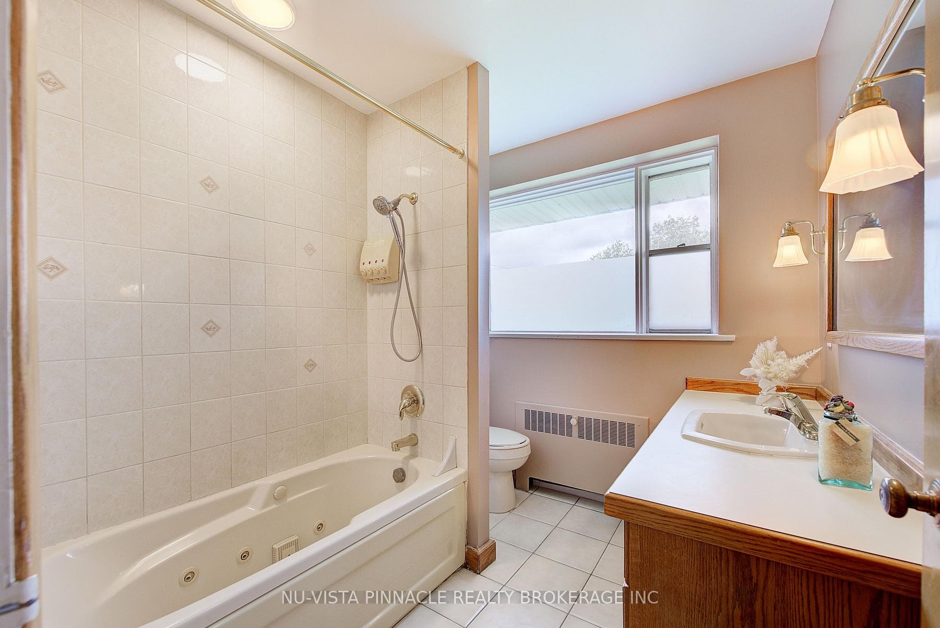 21752 Richmond Street photo 24