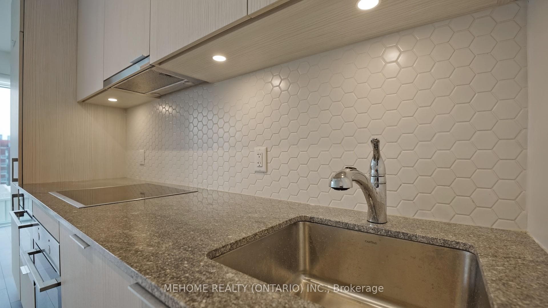 158 Front Street Unit 1204 photo 19