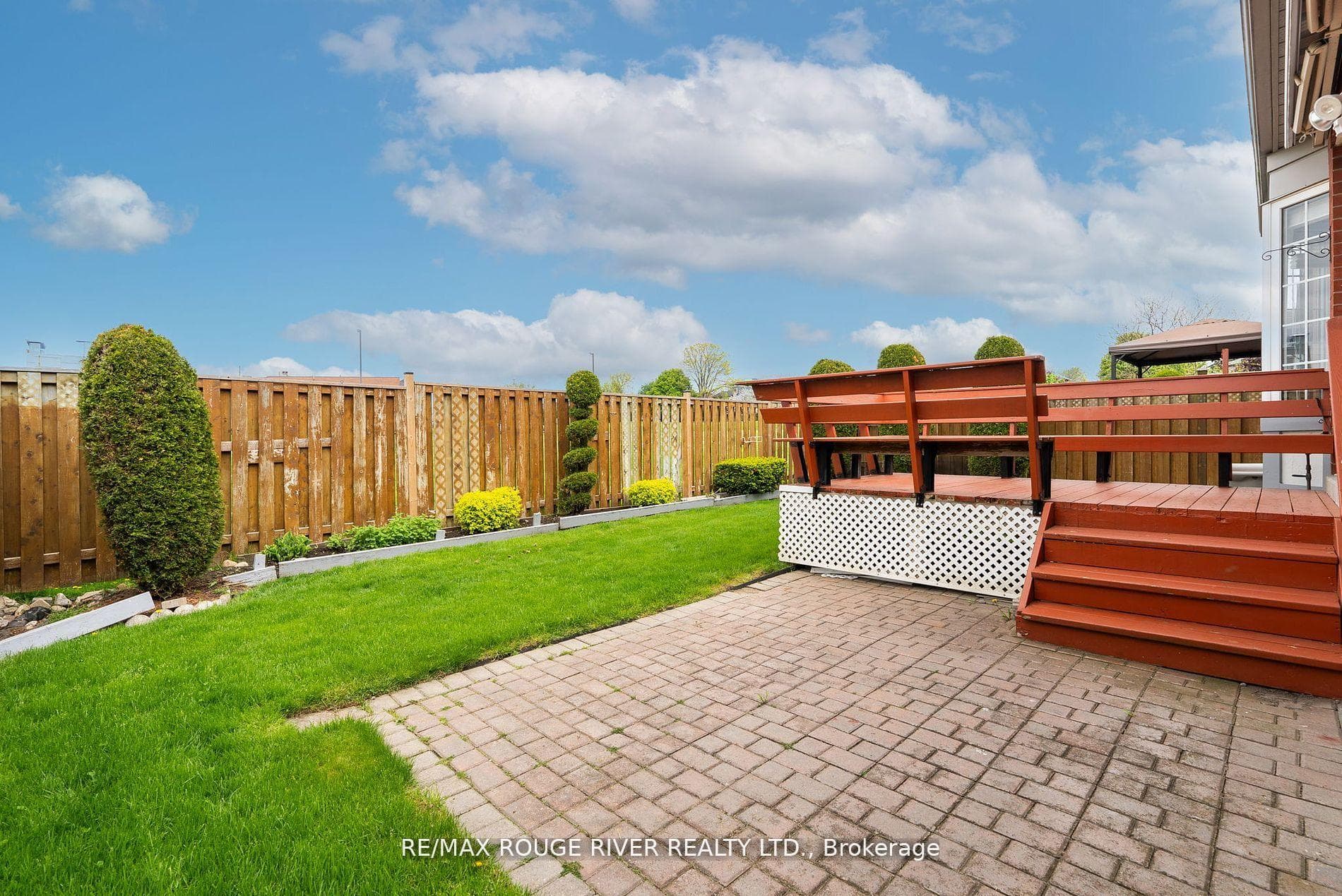 184 Stonemanor Avenue photo 31