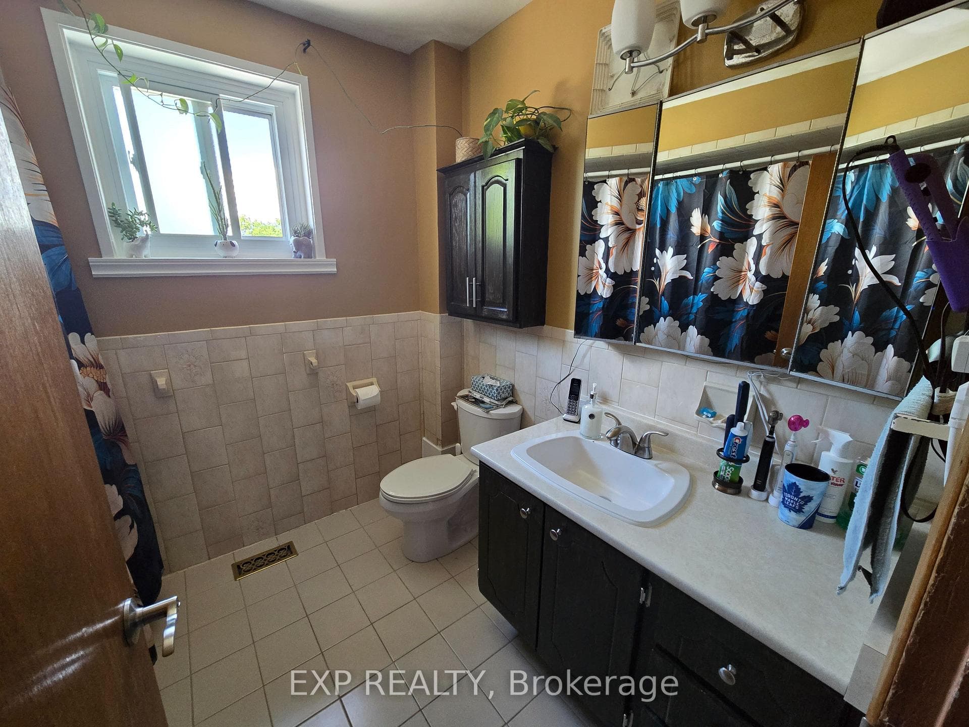 137 Wentworth Street photo 12