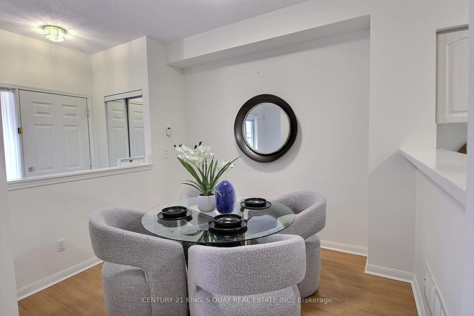 2 Alpen Way Unit 23A photo 3