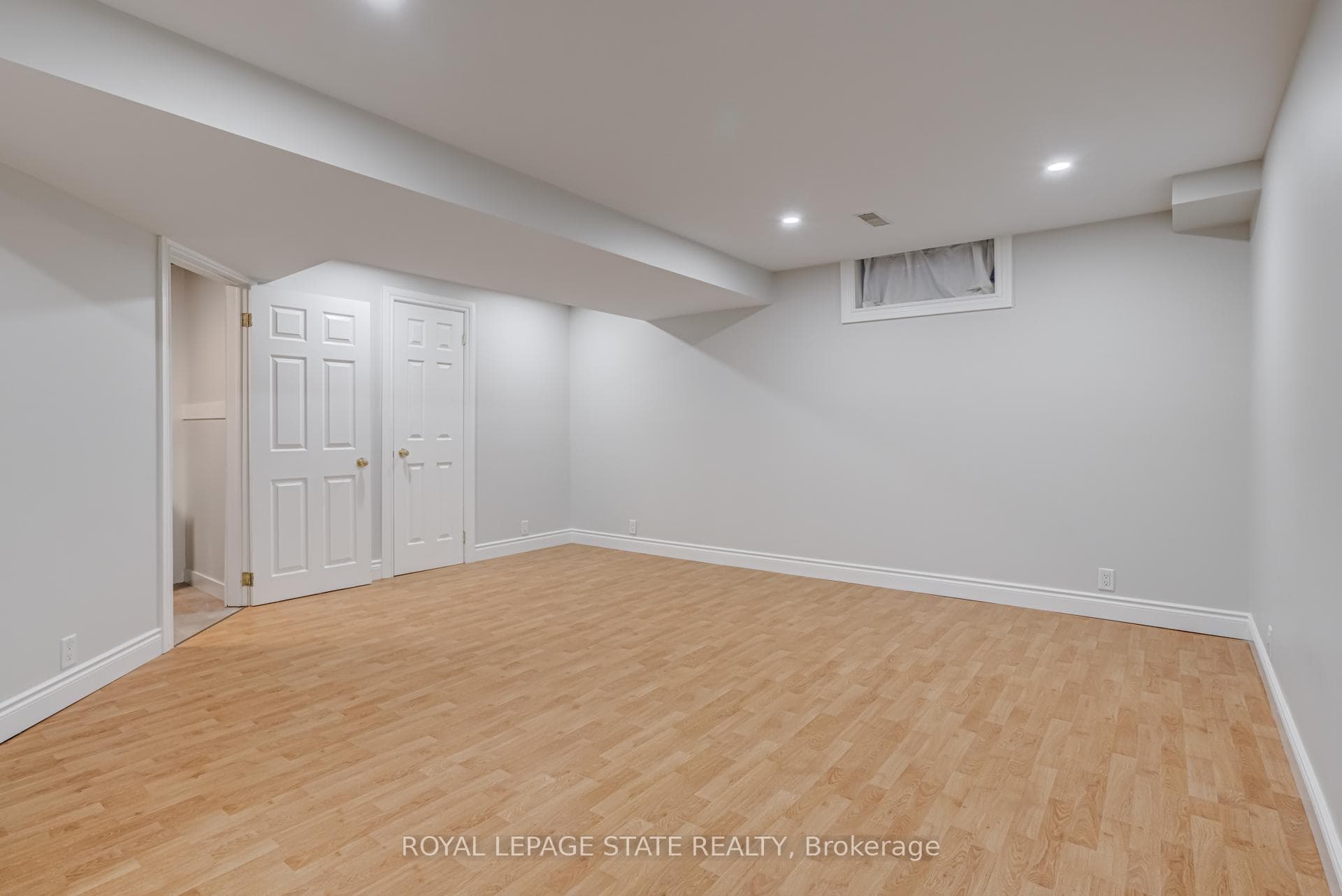 143 Foxborough Drive photo 35