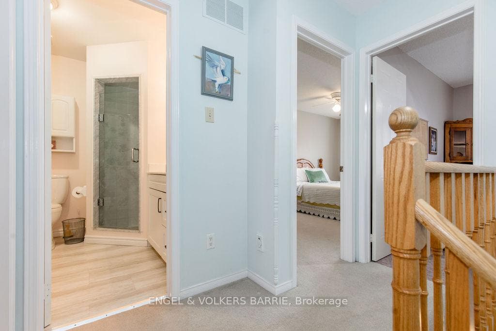 492 Laclie Street Unit 9 photo 16