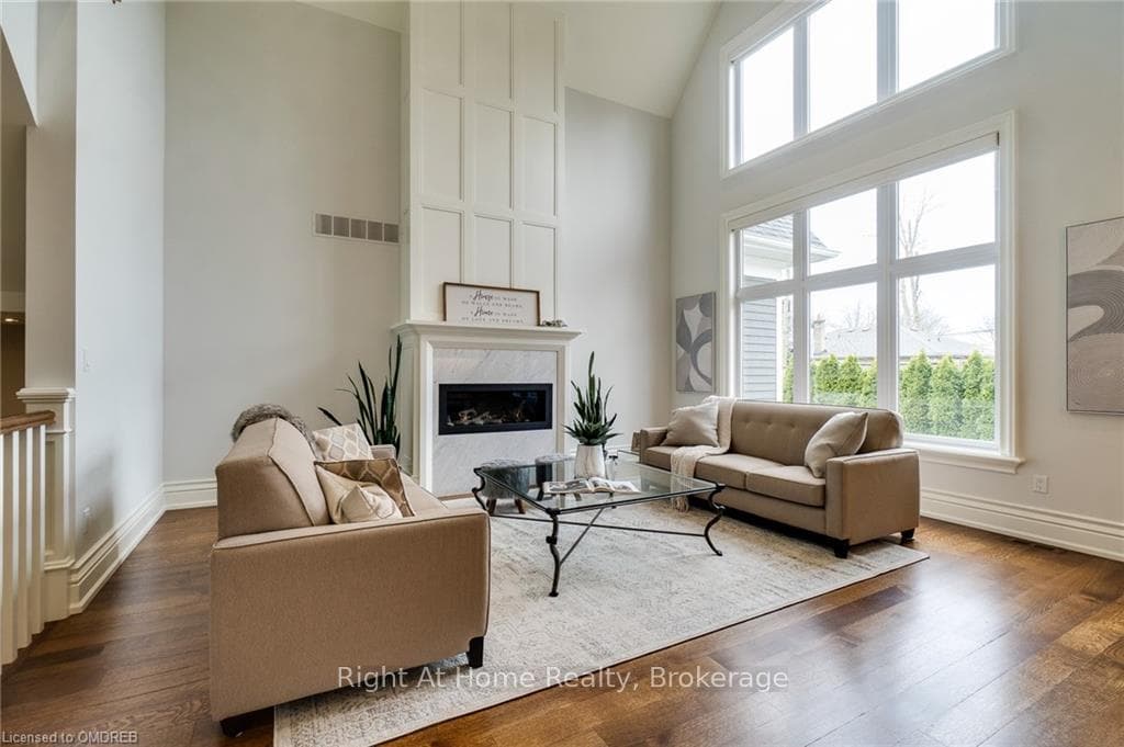 298 FELAN Avenue photo 8