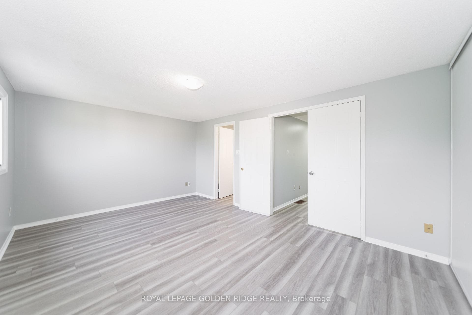 7 Split Maple Court photo 19