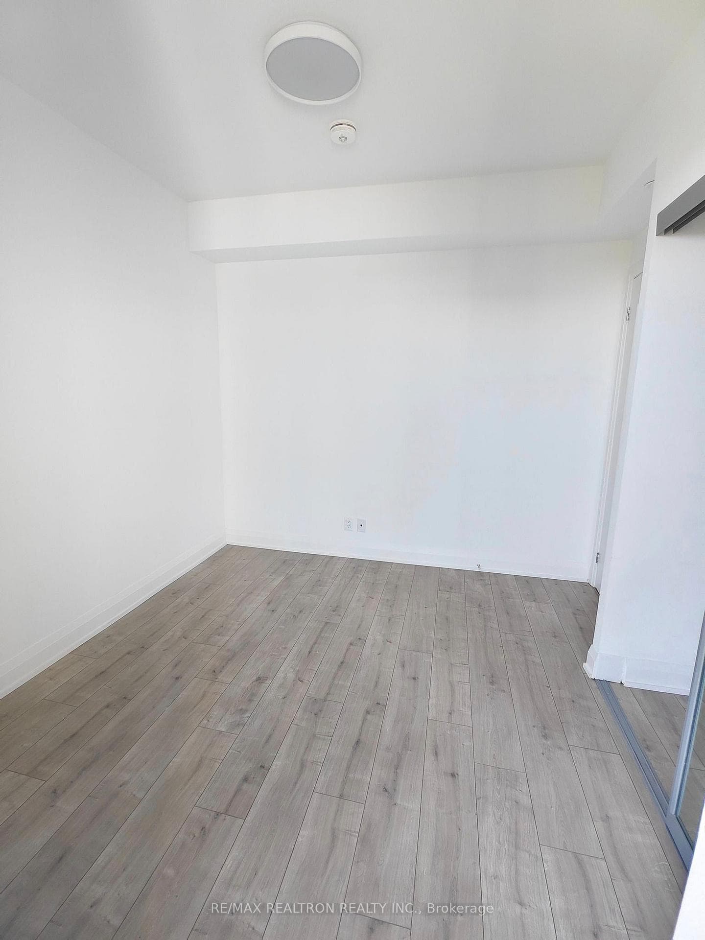 18 Water Walk Drive Unit 3210 photo 17