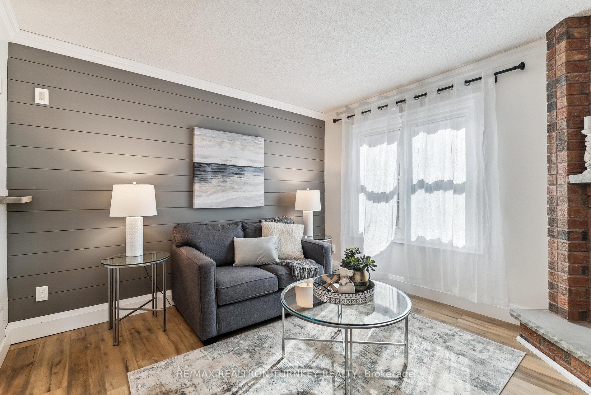 Modern, Bright and Open