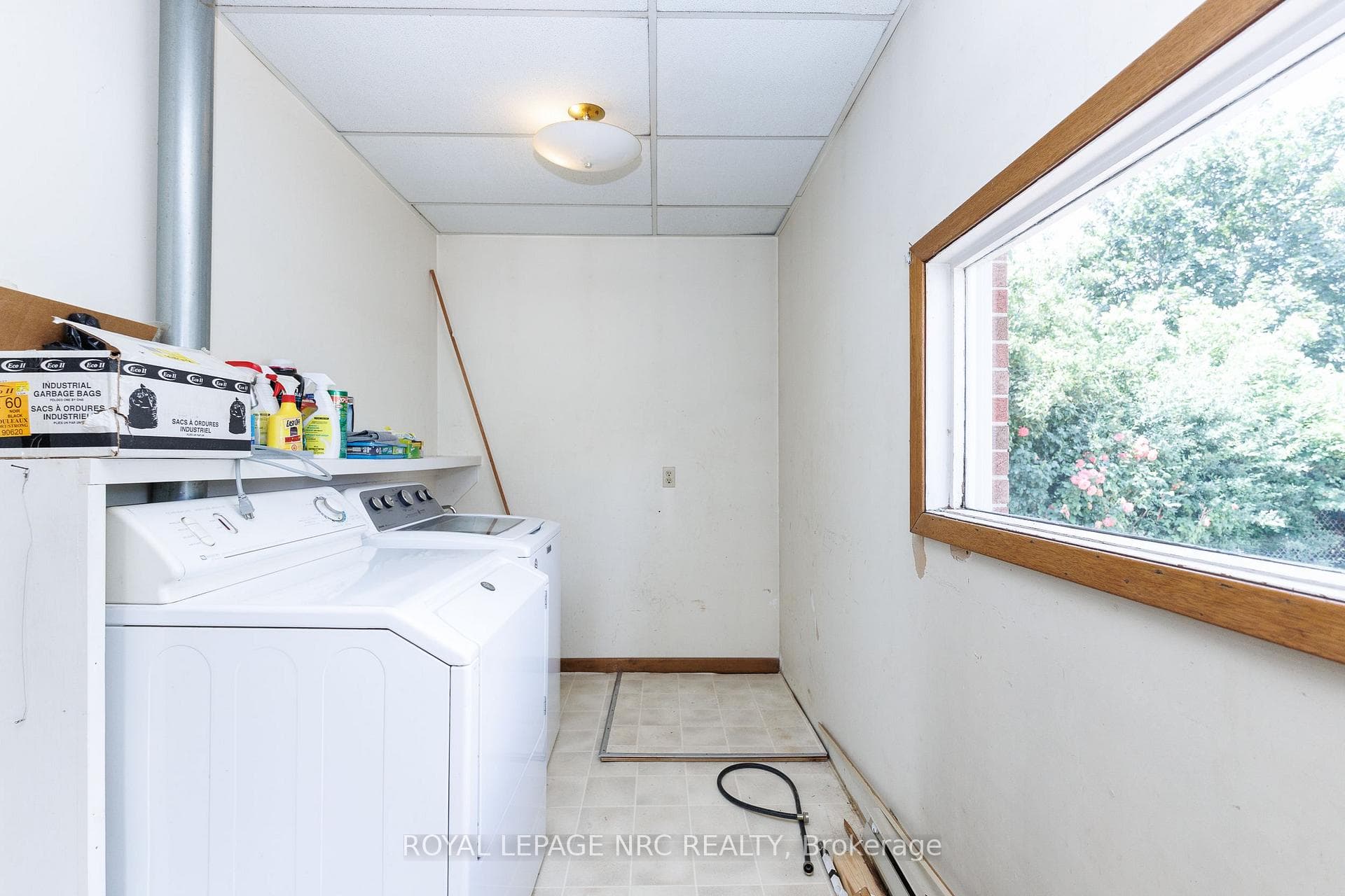 Laundry room,cistern access at the corner