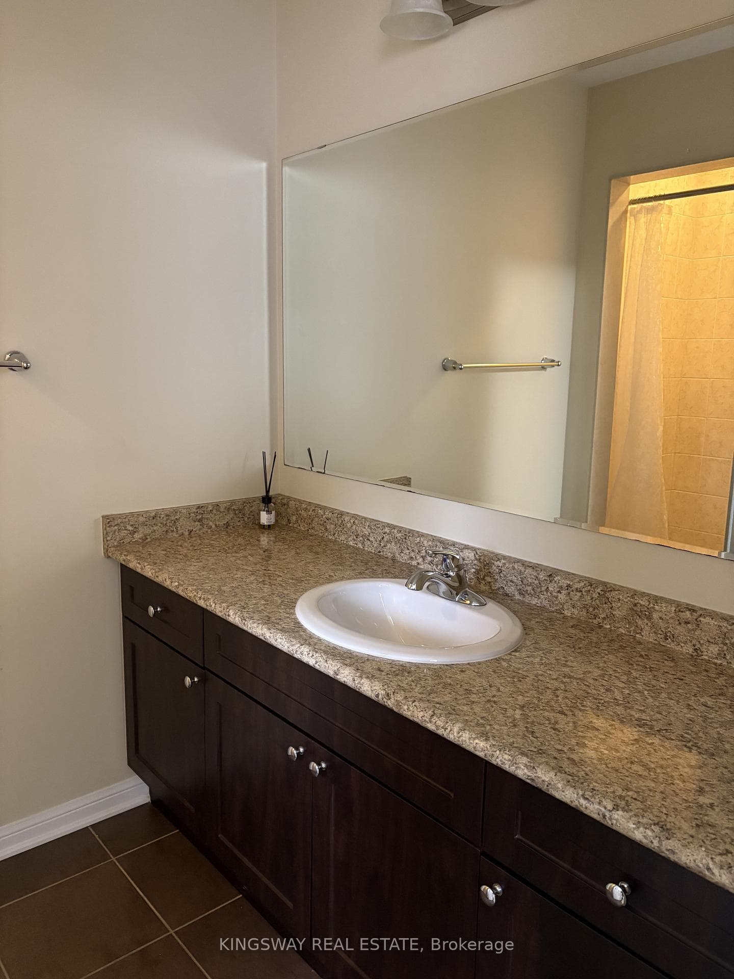 47 Ariel Road photo 11