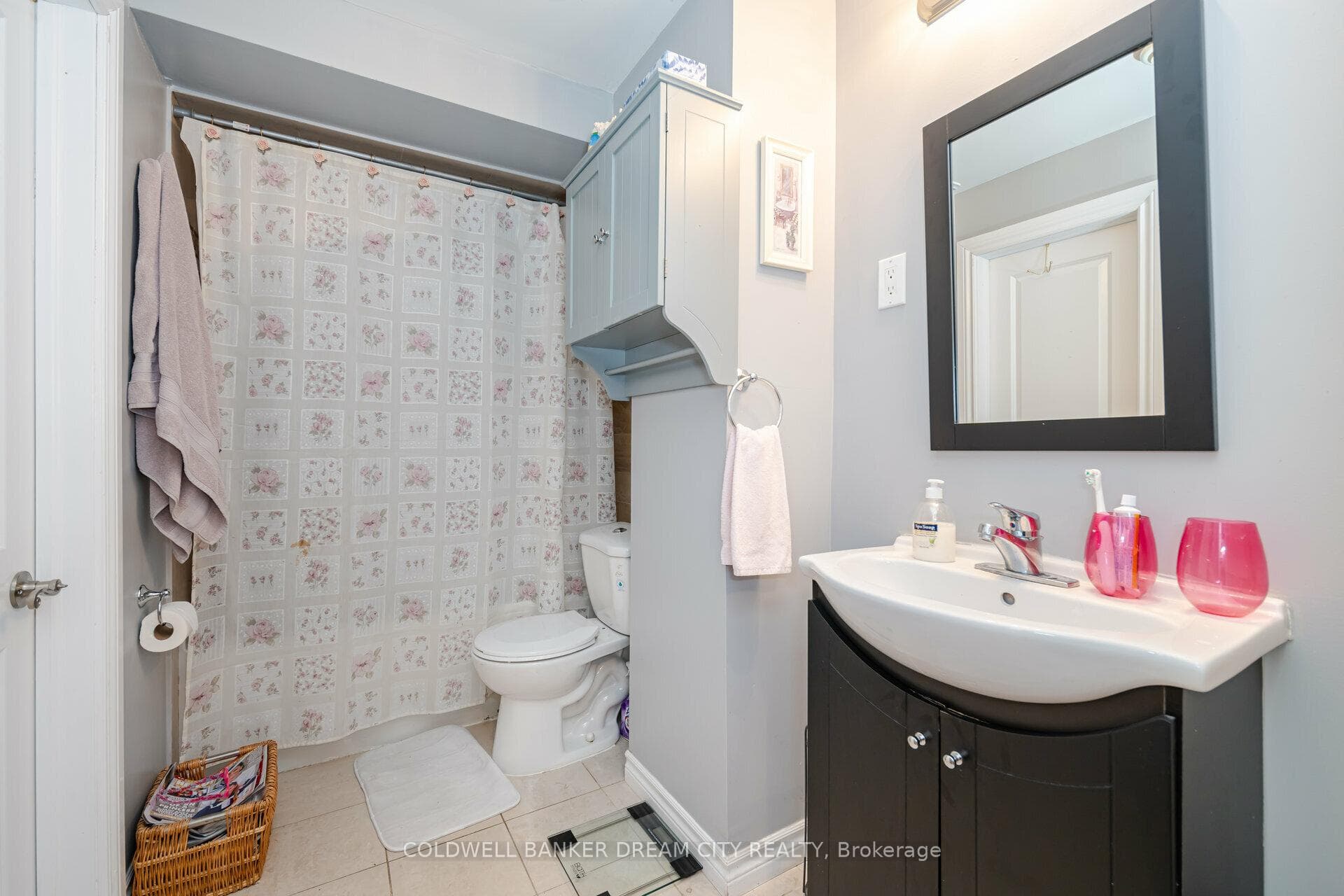 131 Rushworth Drive photo 37