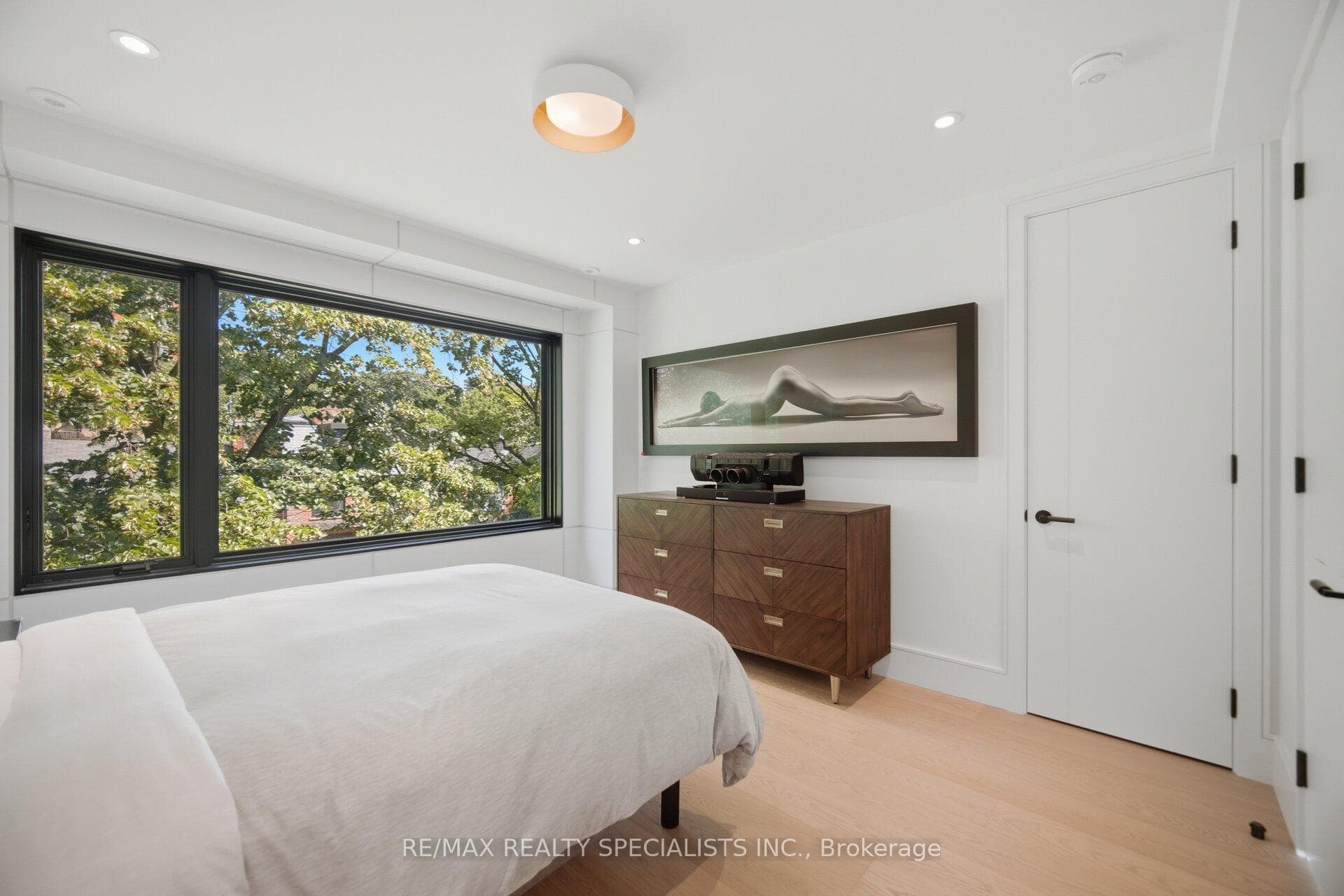 43 Summerhill Avenue photo 27