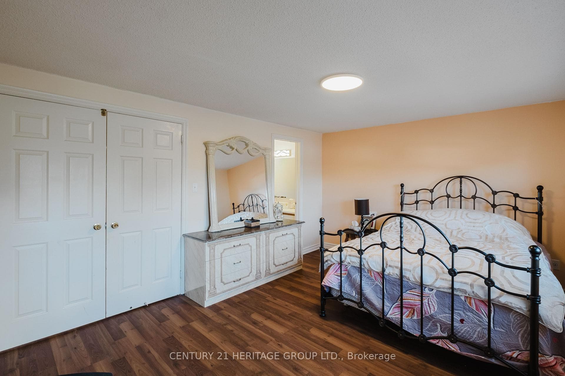 49 Gray Crescent photo 32