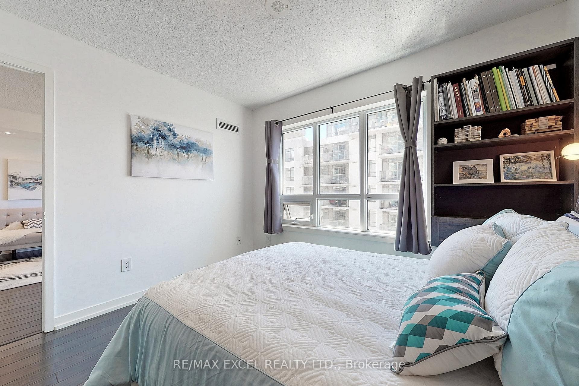 816 Lansdowne Avenue Unit 616 photo 16