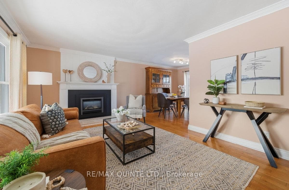 10 Dorthy Drive photo 8
