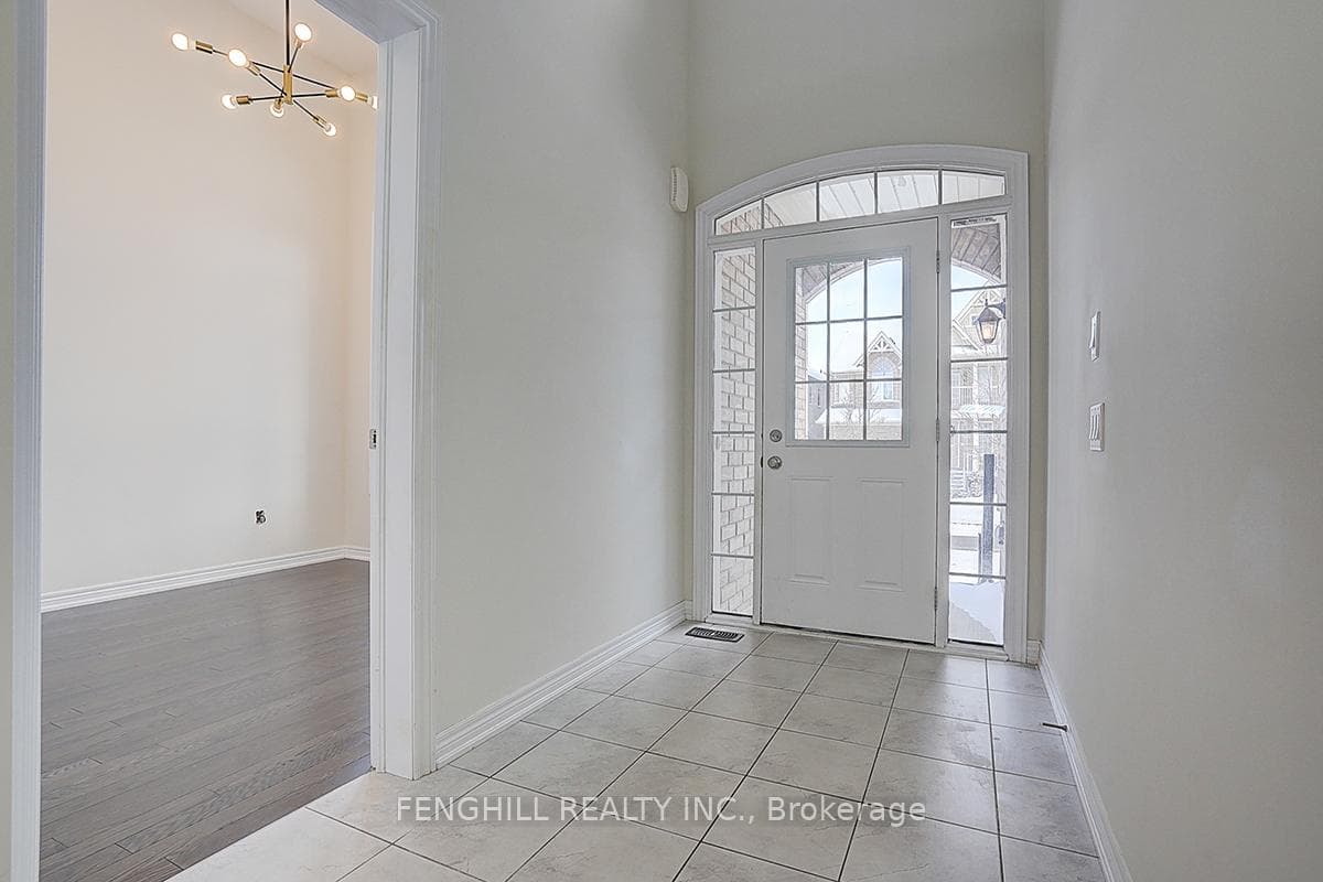 76 Belfry Drive photo 2