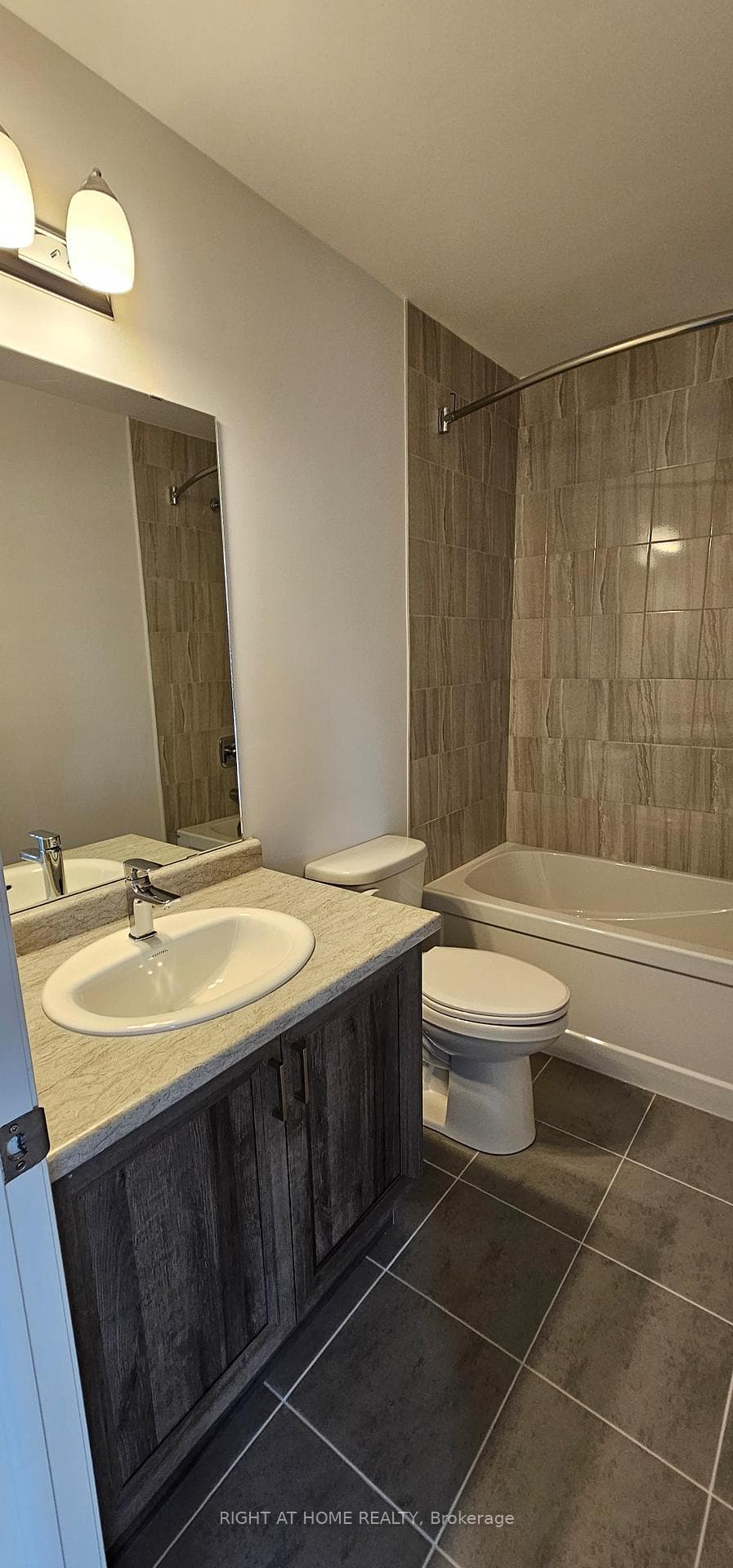 448 Blackburn Drive Unit 1 photo 27