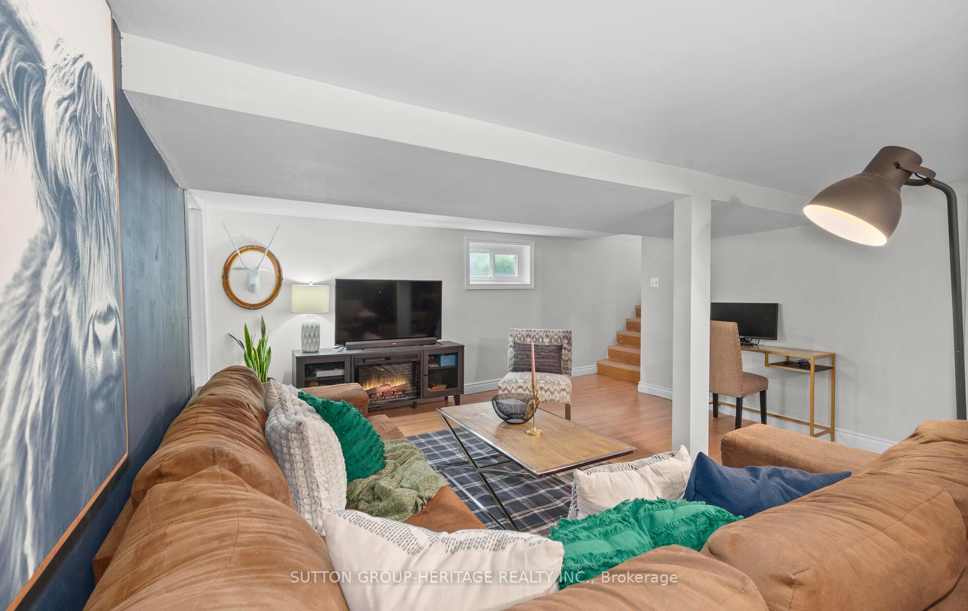 156 Windsor Street photo 20