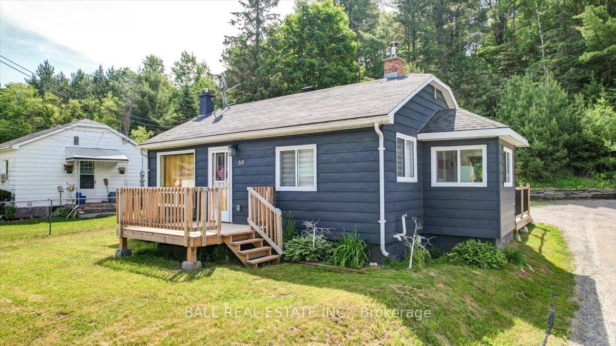 69 Bridge Street photo 1