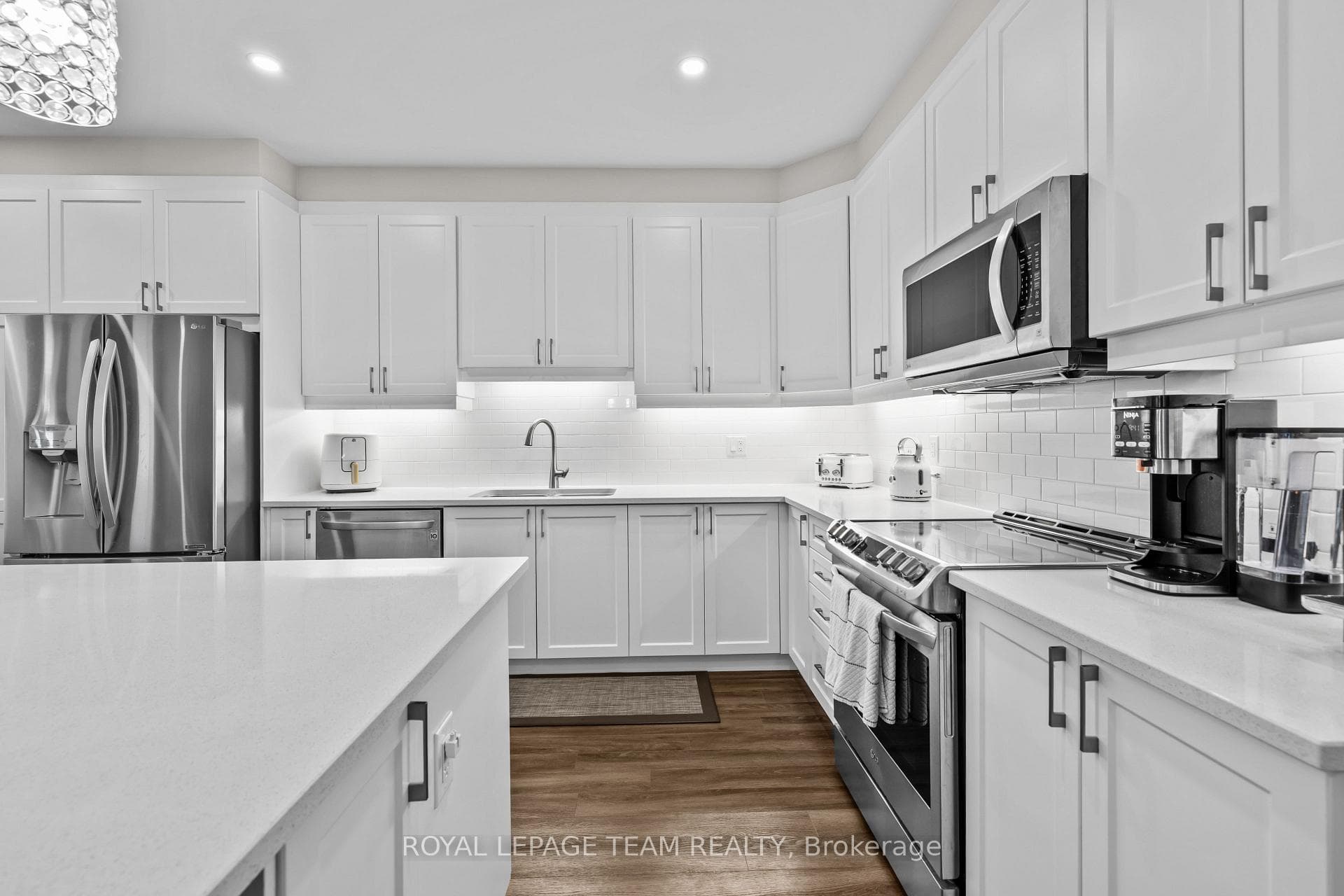 1135 Apolune Street photo 12