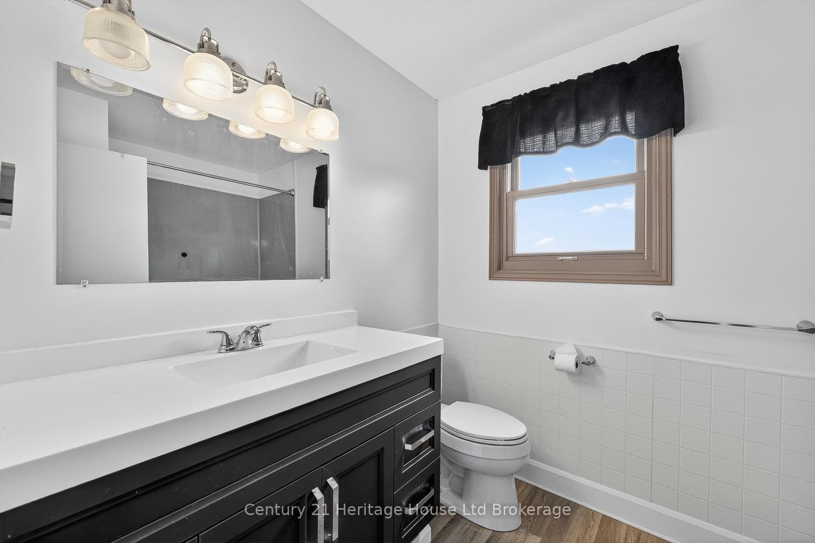 335 Albert Street Unit 3 photo 20