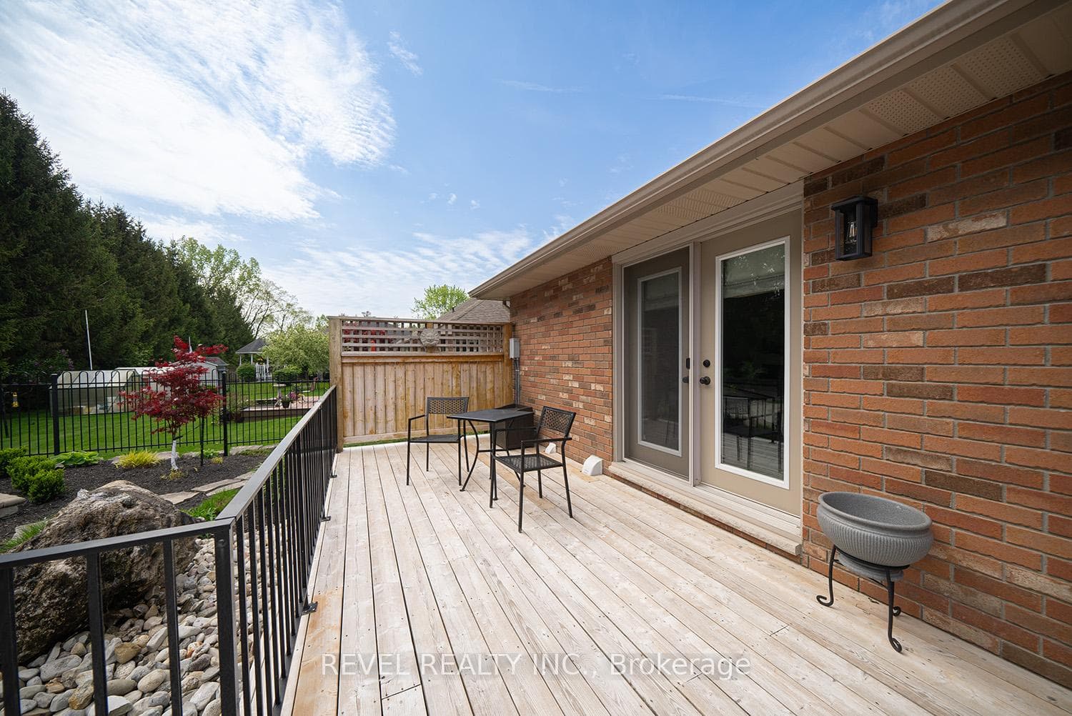 8 Ravine Court photo 36