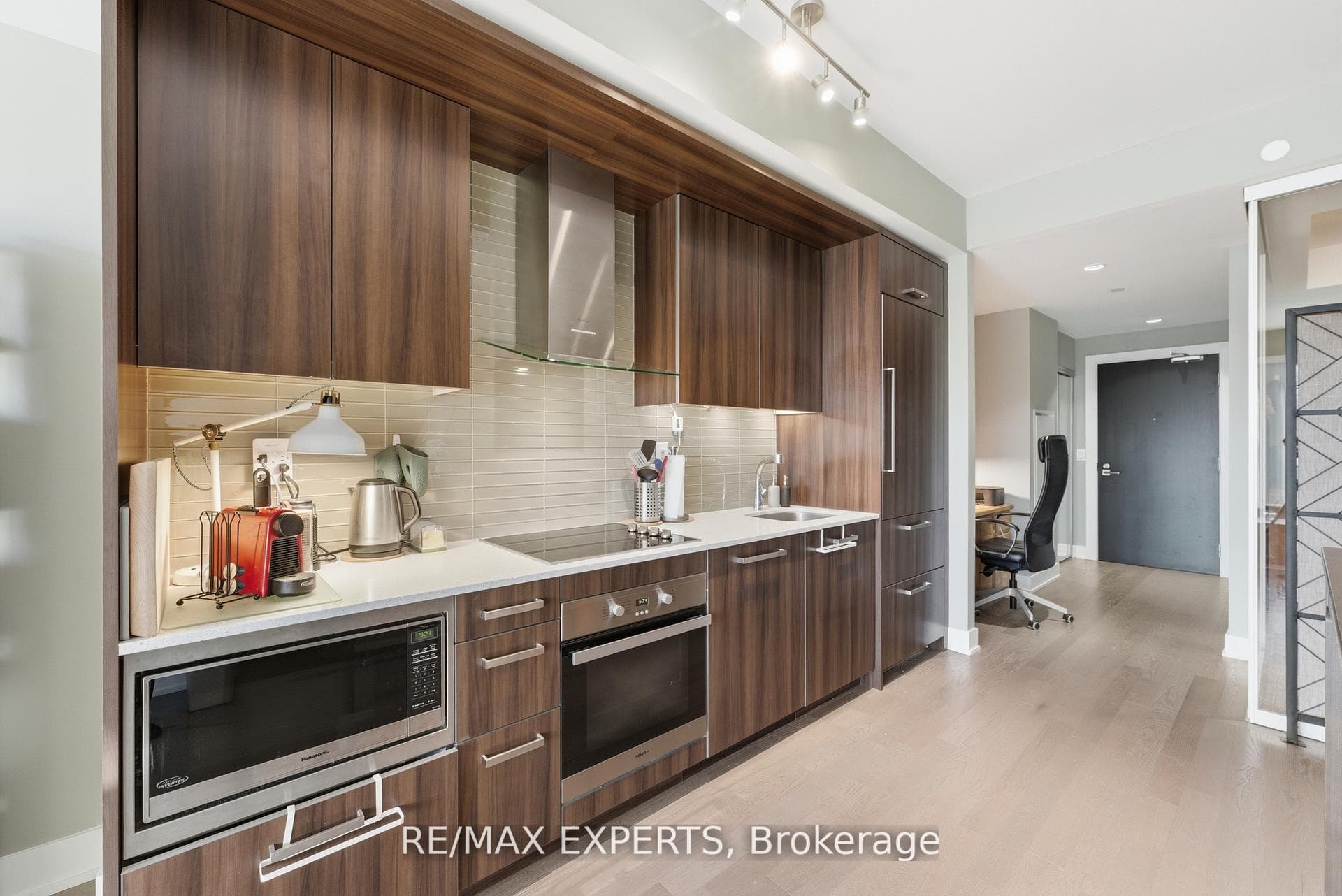 3018 Yonge Street Unit 410 photo 10