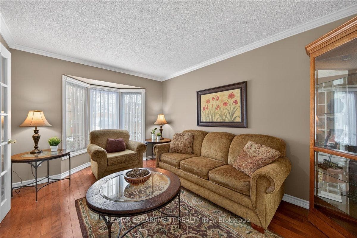 71 Royaledge Way photo 12