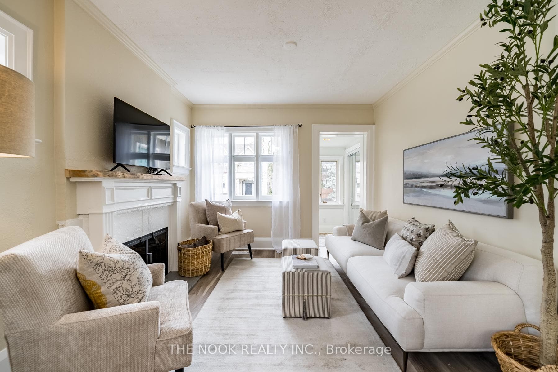 213 Broadway Avenue photo 5