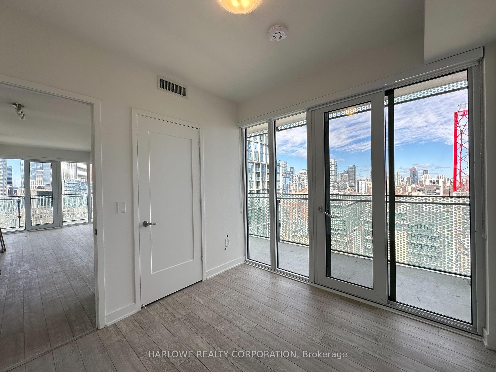 135 Lower Sherbourne Street Unit 2033 W photo 9