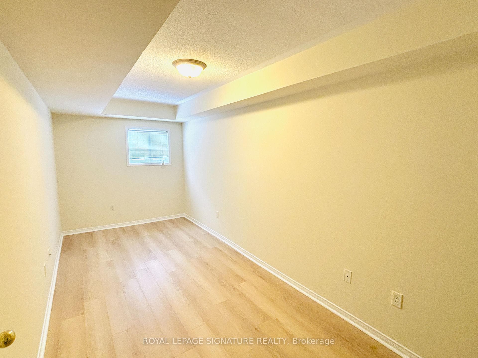 308 John Street Unit 110 photo 15