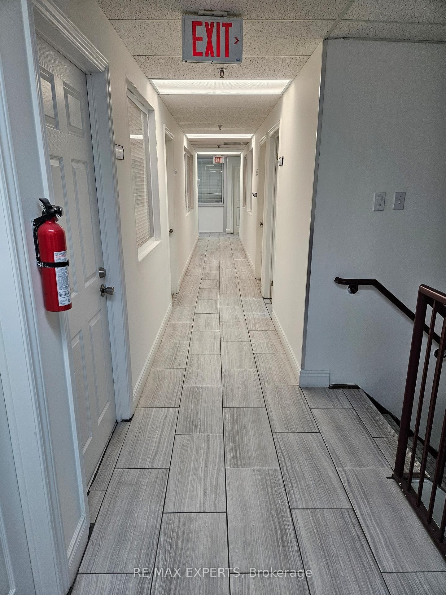 1270 Finch Avenue Unit 2 photo 8