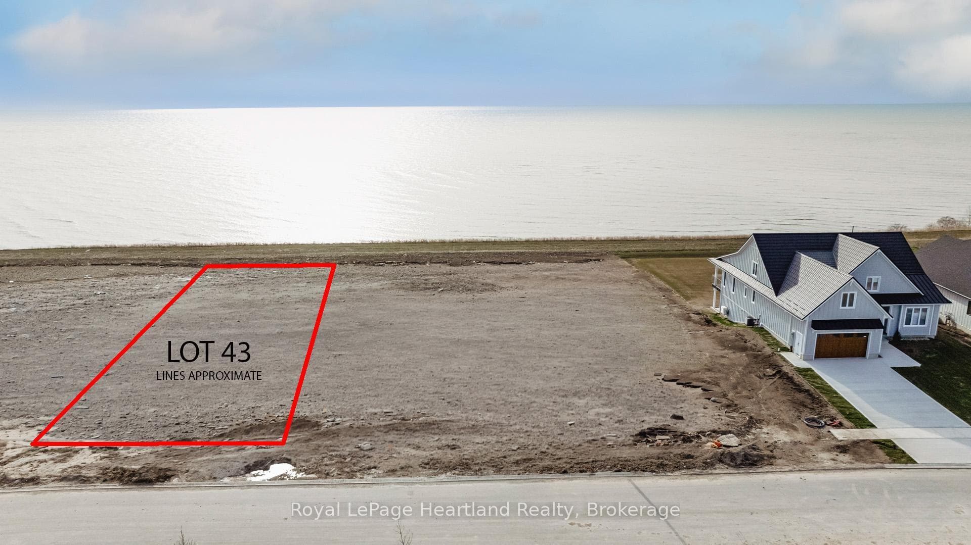472 Coast Drive photo 5