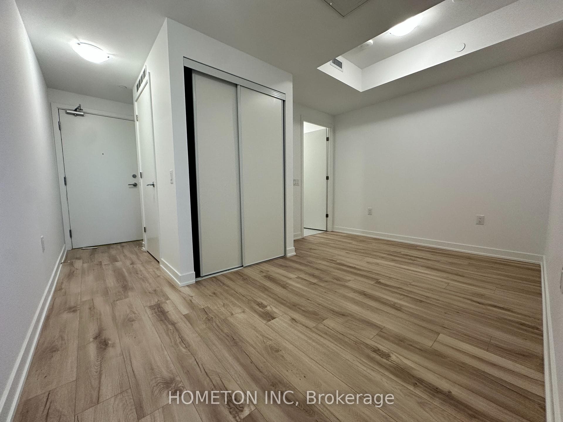 7437 Kingston Road Unit 223 photo 12