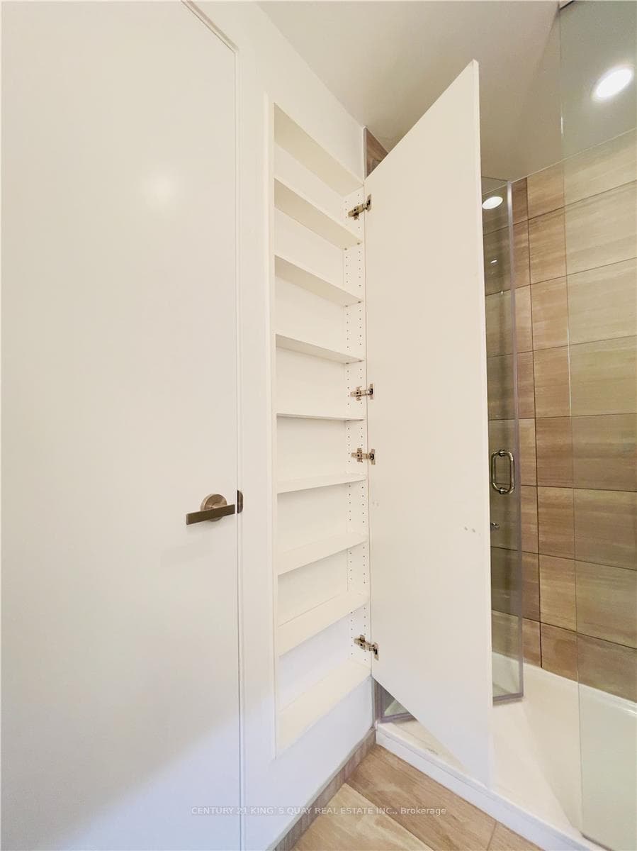 45 Charles Street Unit 702 photo 14