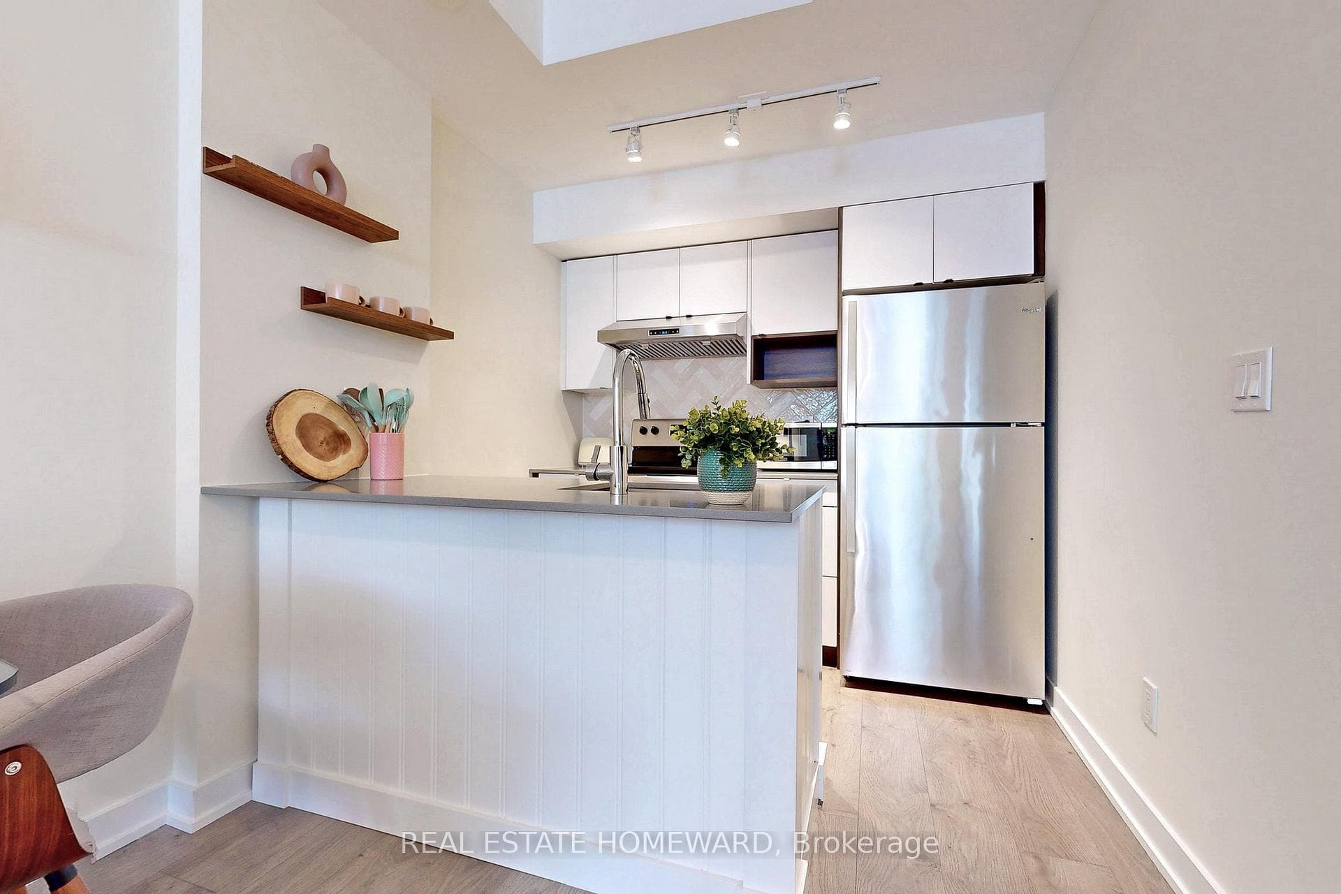 1127 Cooke Boulevard Unit 509 photo 13