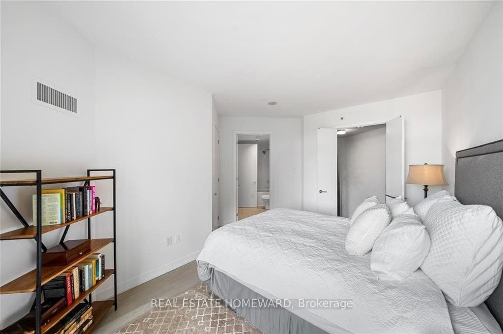 88 Colgate Avenue Unit 308 photo 23