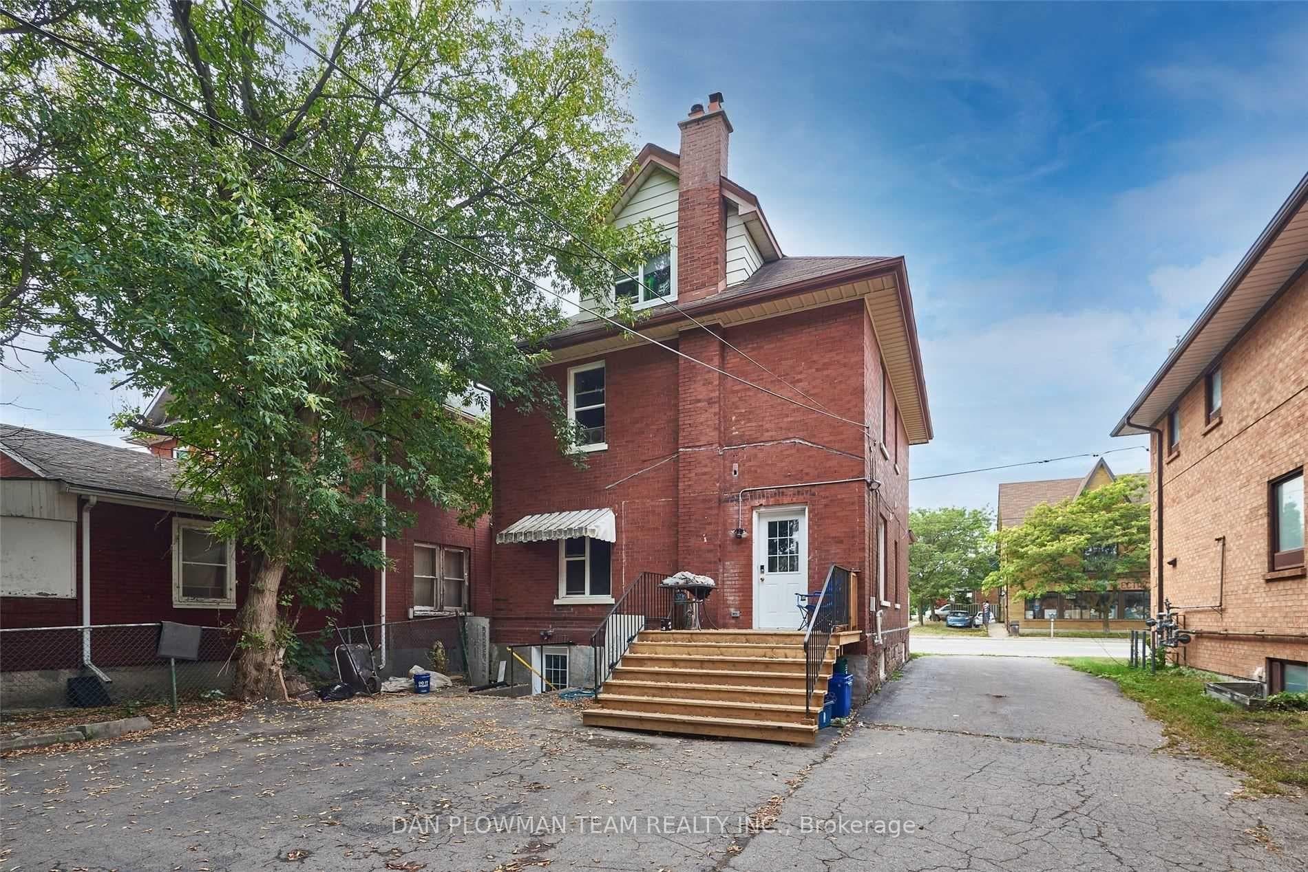 191 Simcoe Street Unit Basemnt photo 14