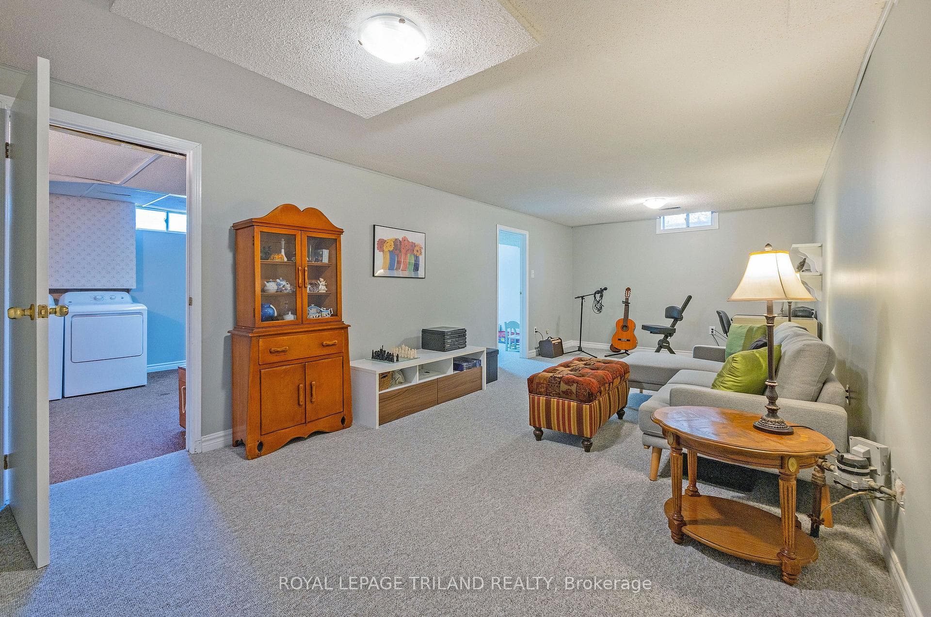 1402 Hastings Drive photo 25
