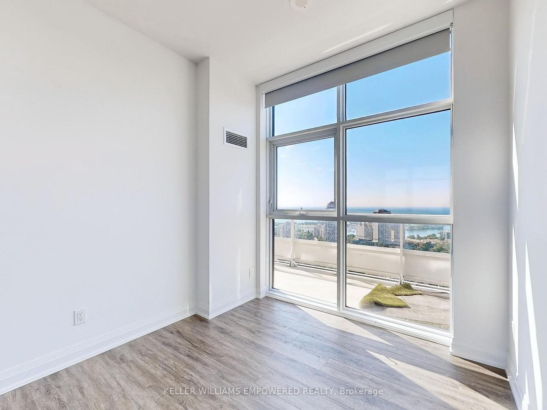 251 Manitoba Street Unit 2904 photo 17